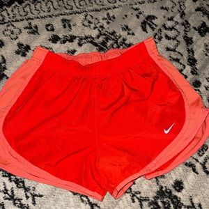 Ladies Sz M NIKE shorts